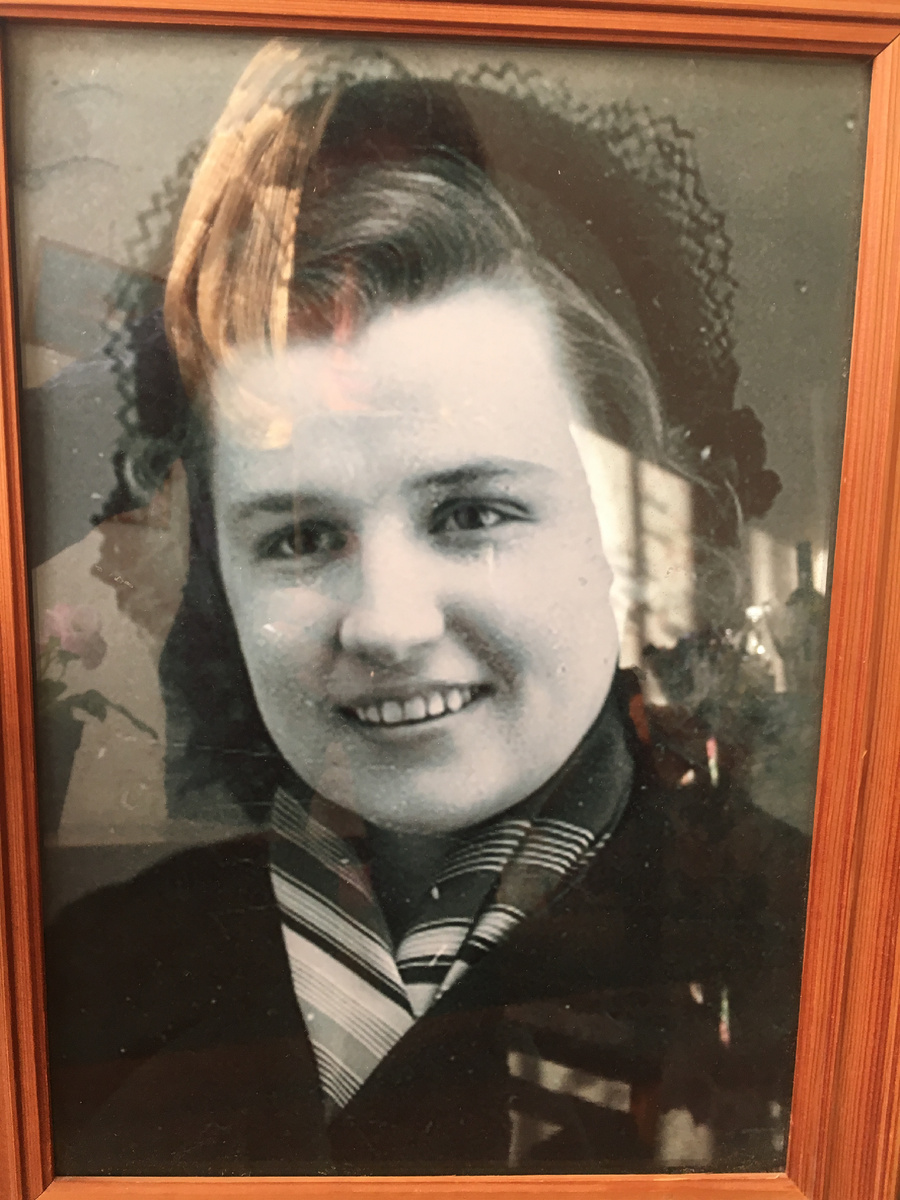 Фото автора. Моя бабушка Антонина Яковлевна 