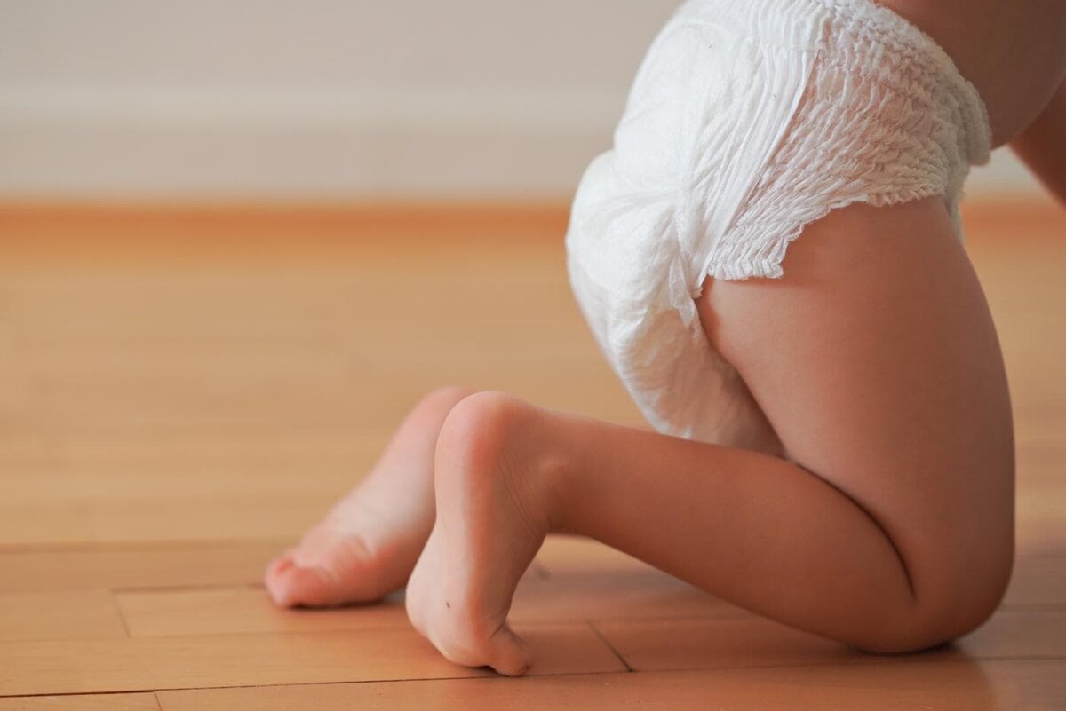    В Великобритании женщина выпала из десятого этажа, её ребёнок выжил Copyright (c) 2024 Tatevik Bagdasaryan/Shutterstock. No use without permission.