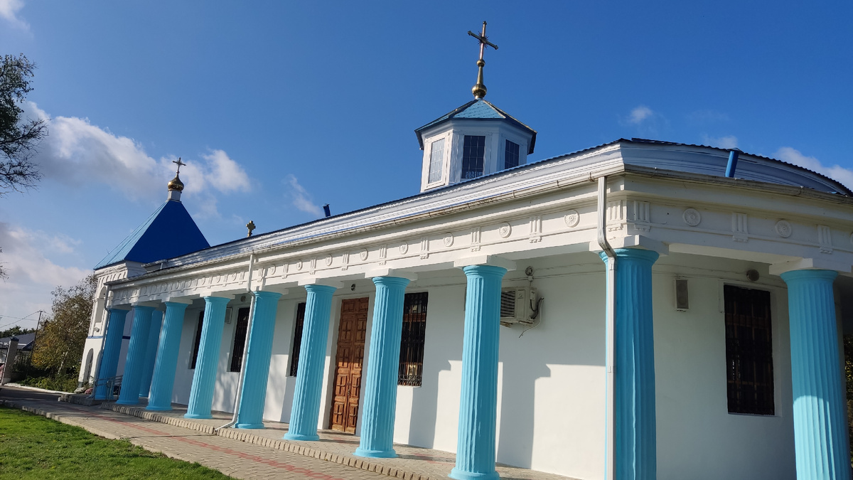 Храм Покрова Пресвятой Богородицы в Тамани