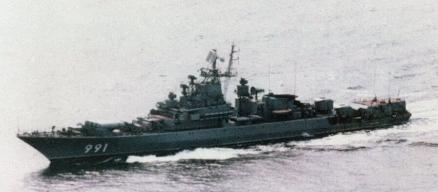 1994, 24-25 октября: Сторожевой корабль «Легкий» Северного флота посетил с визитом порт Киркенес для участия в праздновании 50-летия освобождения Северной Норвегии от немецких фашистов в годы Второй мировой войны.