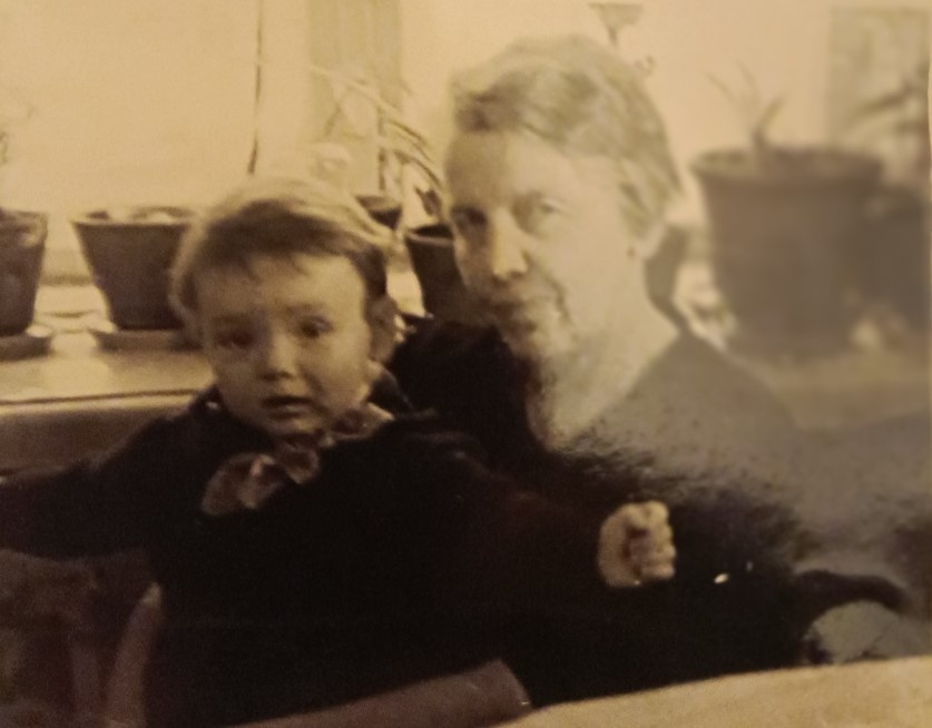 Я с любимой бабушкой.