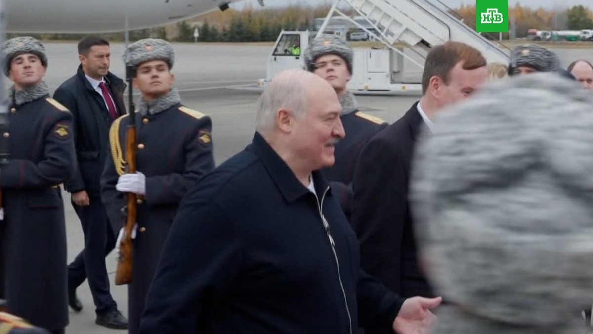    Лукашенко прибыл на саммит БРИКС