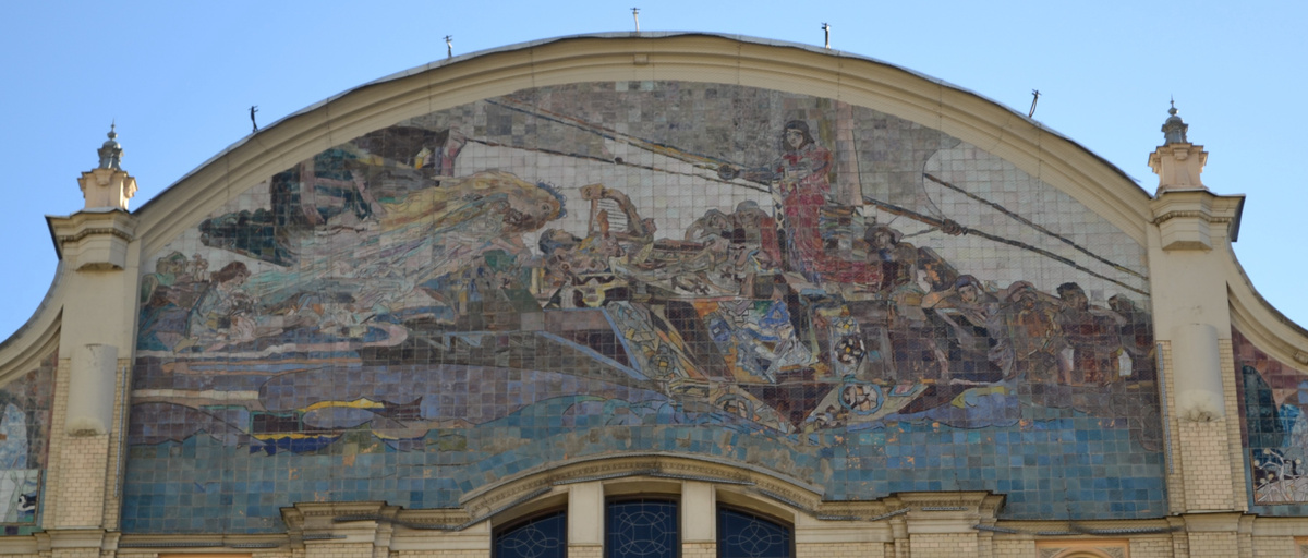 Москва. Фронтон гостиницы "Метрополь". Панно "Принцесса Греза". Фото автора  