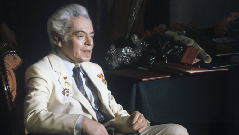    Юрий Пилипенко, Russian Look Global Look Press