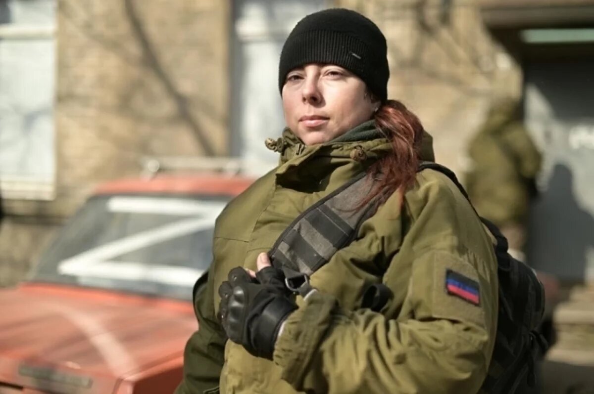    Кристель Нэан.