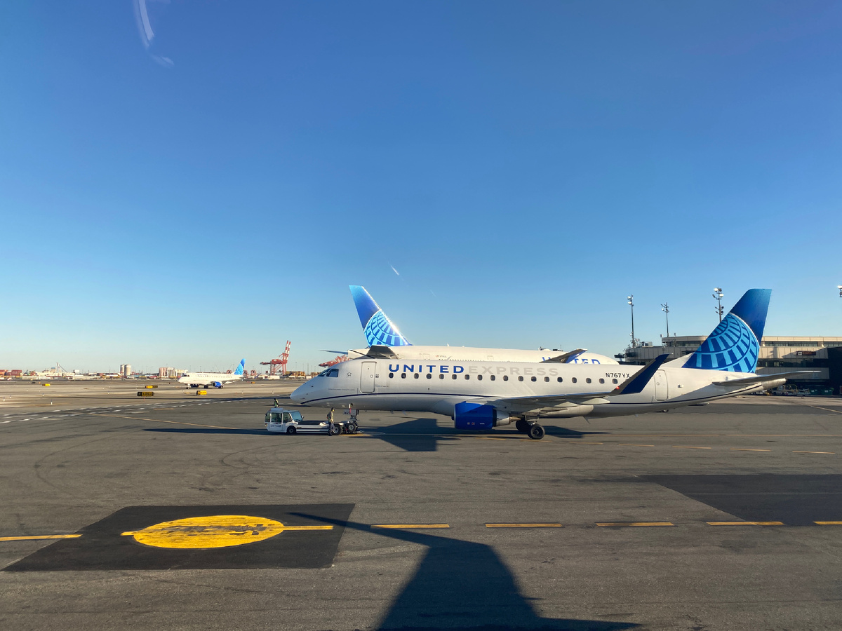 Самолет авиакомпании United. Фото автора.