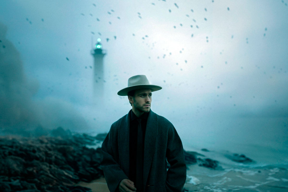 На самом деле, что такое человек в природе? Ничто по сравнению с бесконечным, всё по сравнению с ничто, встреча между ничем и всем