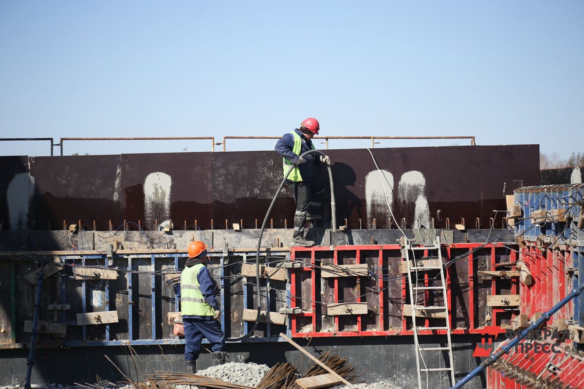 Петербургские власти считают, что магистрали нужно строить не только в новых районах, но и в кварталах исторического центра города.  Фото: Фото: ФедералПресс / Ольга Юшкова