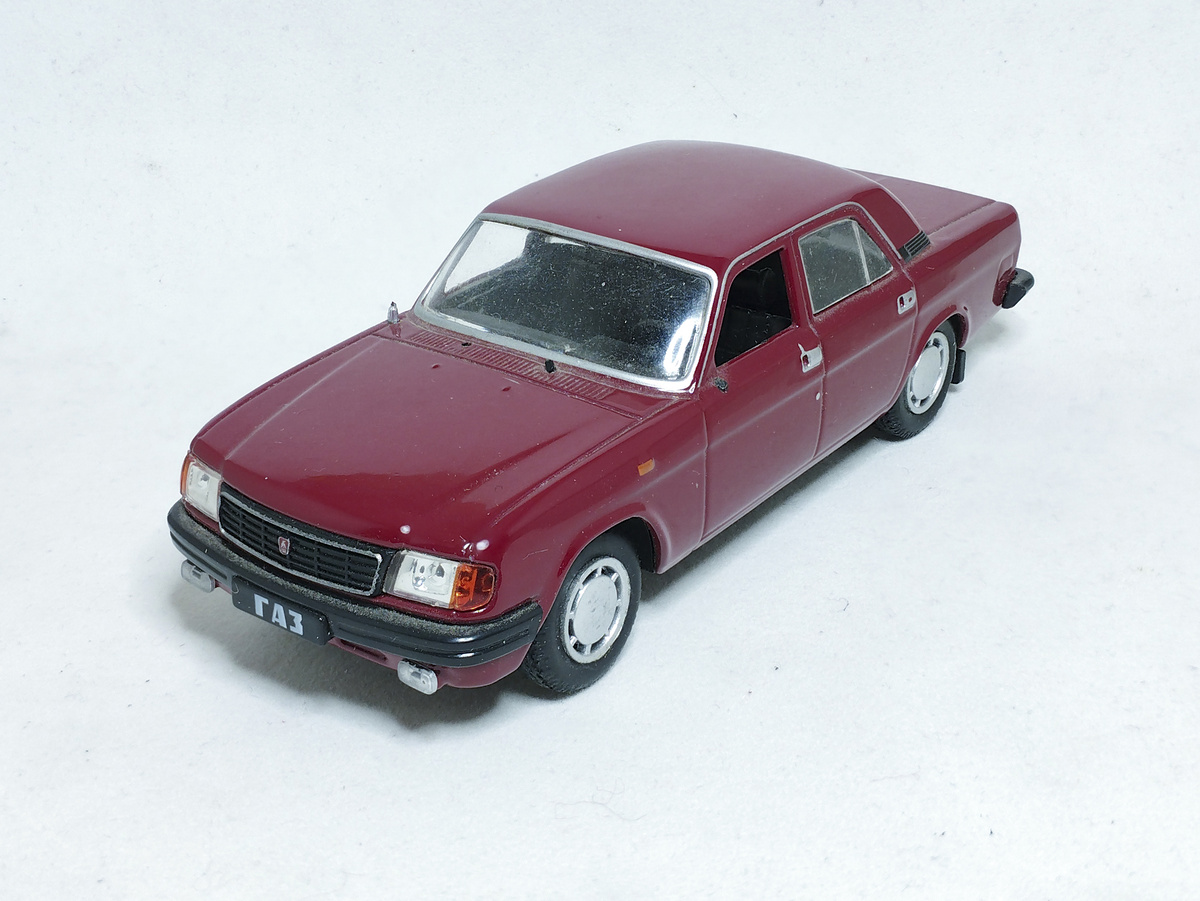 Рис. 2. Модель автомобиля ГАЗ-31029 «Волга» из журнальной серии «Автолегенды СССР» от Deagostini в масштабе 1:43 до выполнения работ