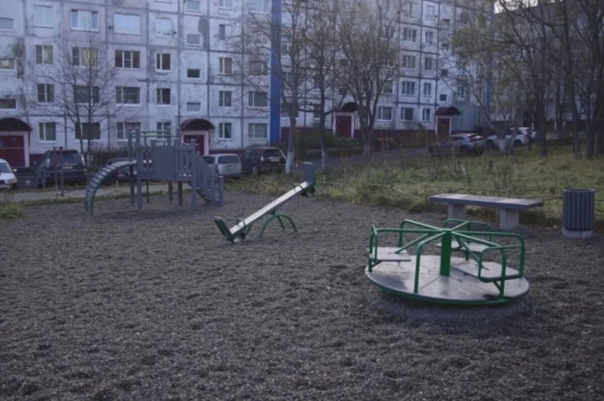    В Петропавловске построили детскую площадку на проспекте Рыбаков