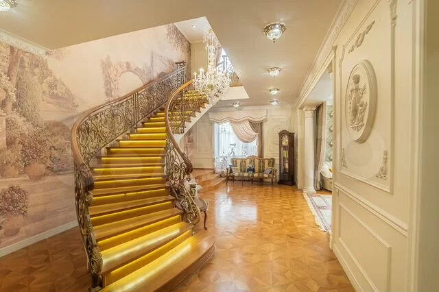 Листайте вправо, чтобы увидеть больше изображений