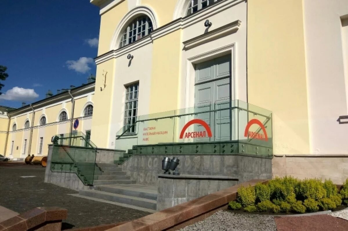    Цикл дискуссий «Врачебный клуб» открывается в нижегородском «Арсенале»