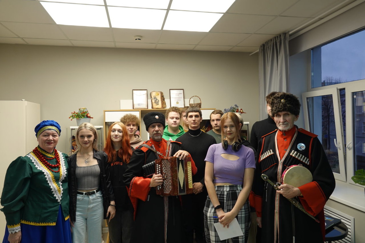    Гостинная "Казачья станица". Фото: «Республика» / Родион Филиппов