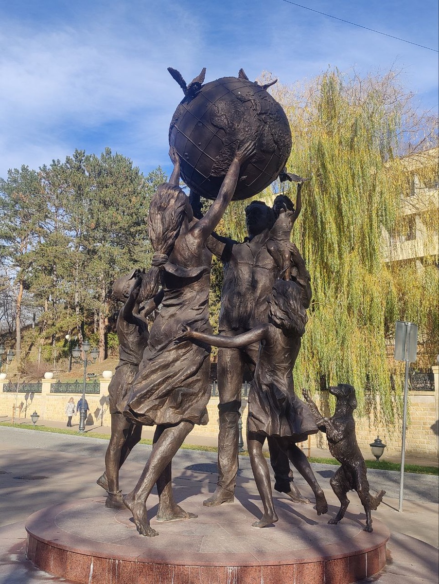 Листайте вправо, чтобы увидеть больше фото