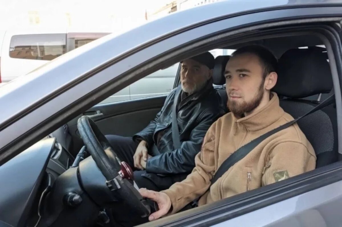    В Иркутске ветеранов СВО обучают водить машины и шить