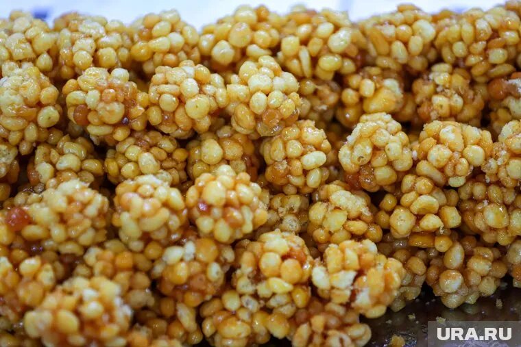 Чак-чак придумывался как сладкое блюдо, которое можно есть в седле. Фото: Размик Закарян © URA.RU