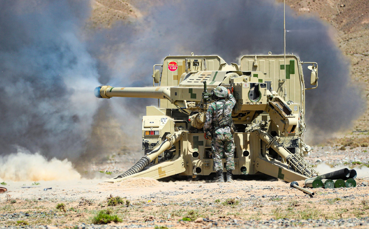 САУ PCL-181 вид сзади. Источник: Яндекс.Картинки