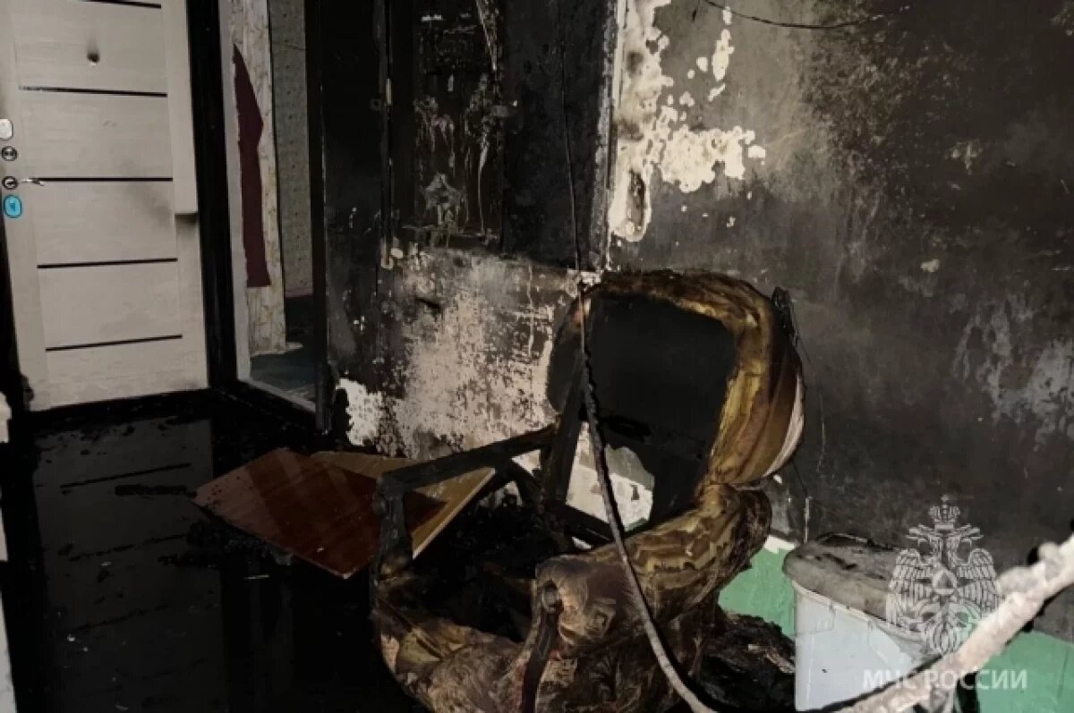    Огнеборцы спасли 5 человек из пожара дома на КСК в Чите