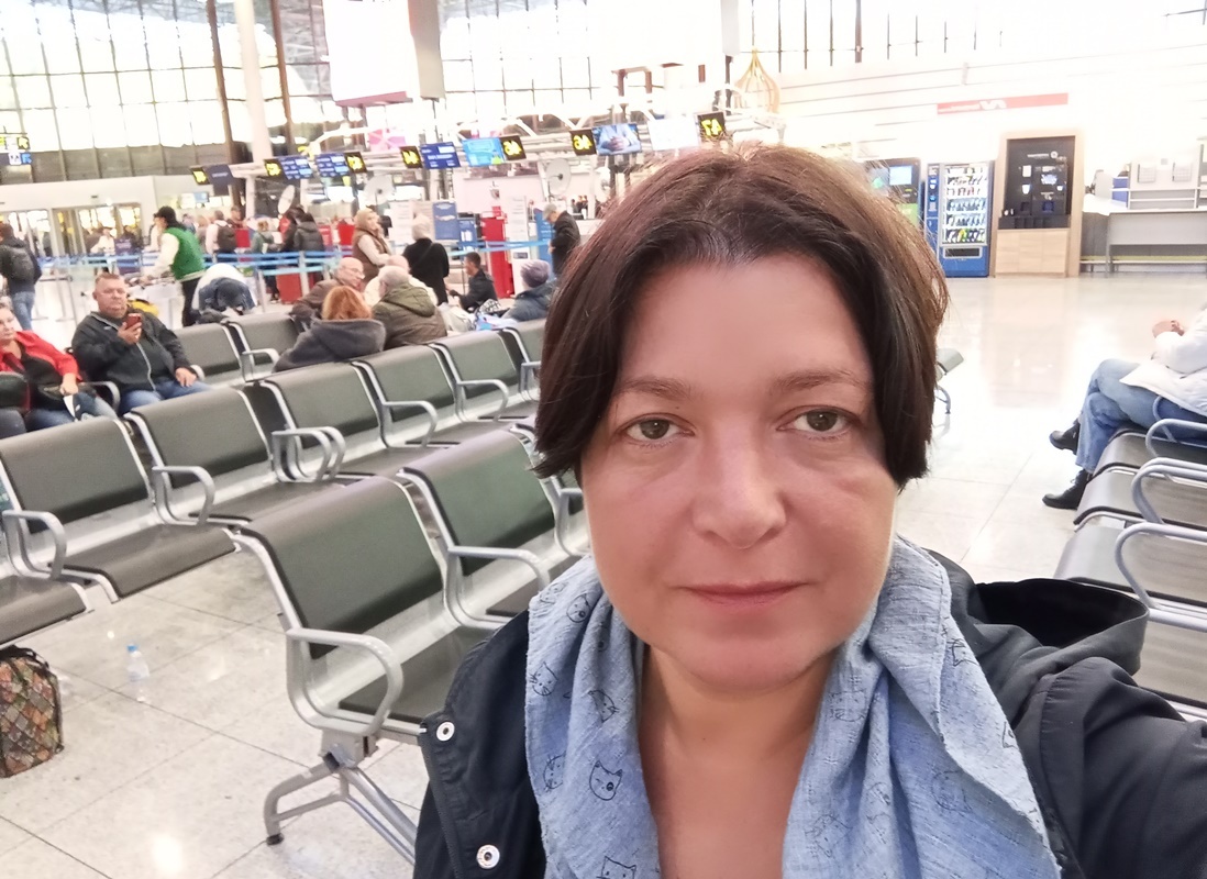 Автор статьи ждёт своего самолёта в Адлере. Октябрь-2024
