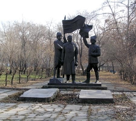 Памятник красным партизанам в Минусинске
Фото: cont.ws
