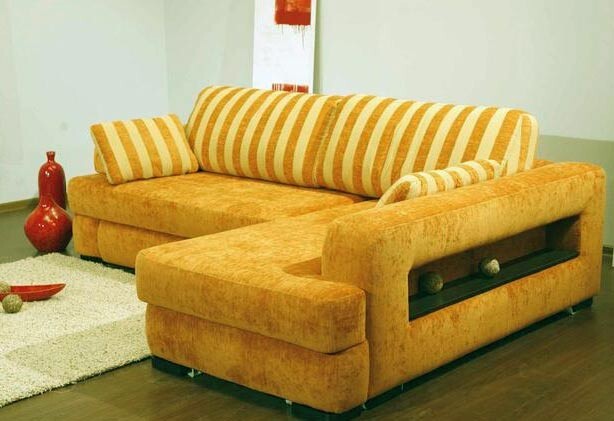 Диван Mobel&Zeit с тканевой обивкой