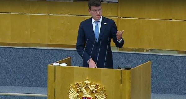 На фо­то: де­путат Гос­ду­мы Де­нис Крав­чен­ко
