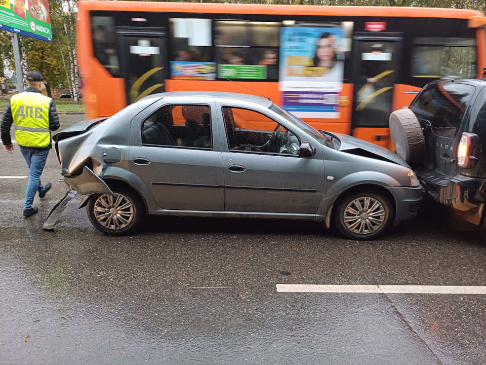 Легким ударом BMW седан превращается… превращается… превращается в элегантный хетчбэк.