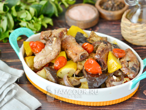 Вкусно и у плиты стоять не надо: нежное и сочное мясо с овощами