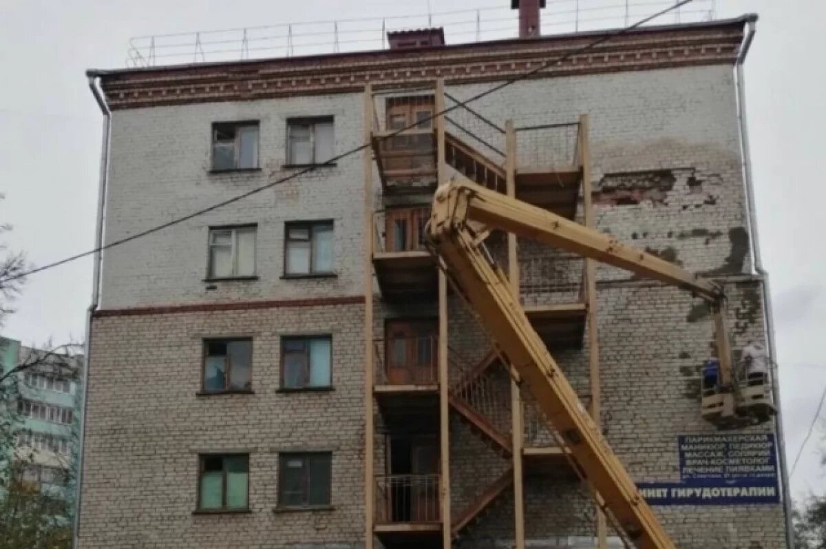    В Новочебоксарске в доме на Советской обрушилась кирпичная кладка