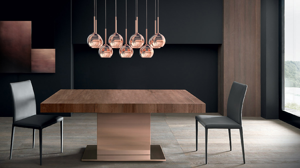 Sikrea входит в концерн Contemporanea Group, который создает уникальный светодизайн, ищет формы и тенденции, разрабатывает инновационные продукты, работает с дизайнерами и проектировщиками освещения.