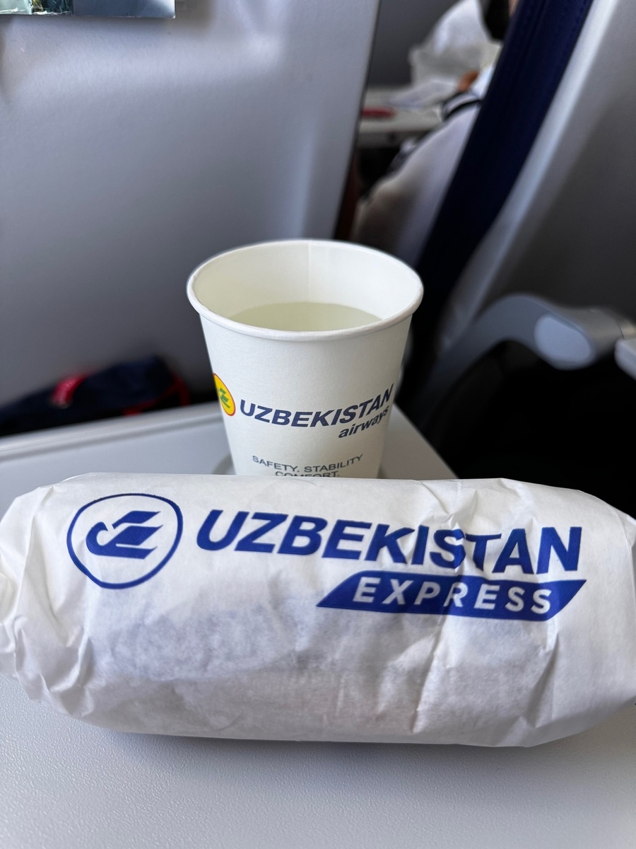 Питание на борту Uzbekistan Airways