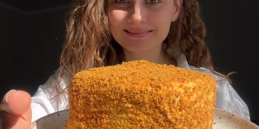 Медовик: бессмертная классика в новом исполнении всего за 30 минут!