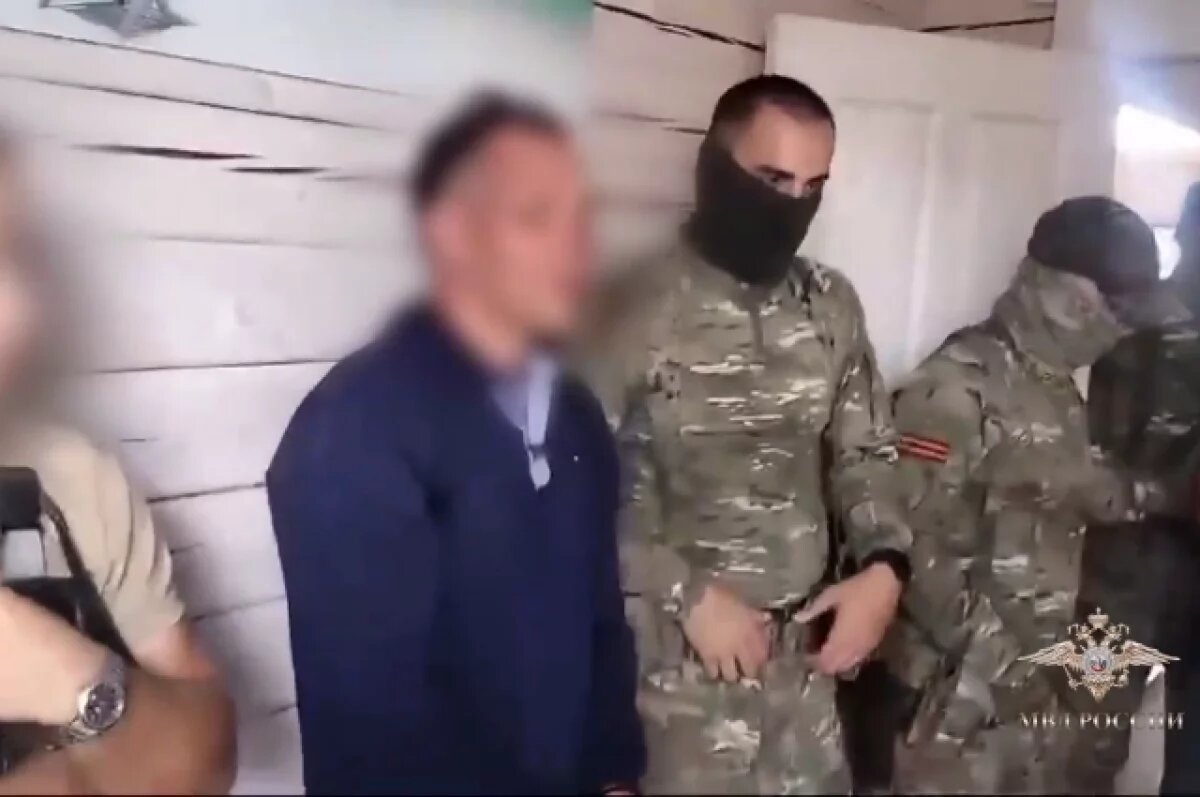    Красноярская полиция накрыла группу наркодилеров с крупной партией веществ