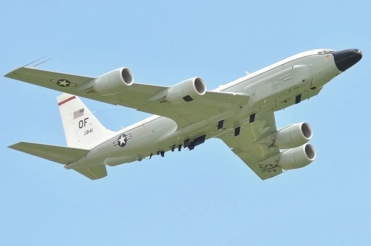    Boeing RC-135W Rivet Joint.