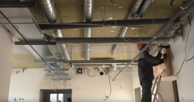    Новые блоки больницы на Древлянке в Петрозаводске показали изнутриСкриншот видео Госкомитета по жилнадзору Карелии ВК