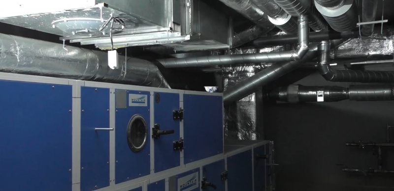    Новые блоки больницы на Древлянке в Петрозаводске показали изнутриСкриншот видео Госкомитета по жилнадзору Карелии ВК