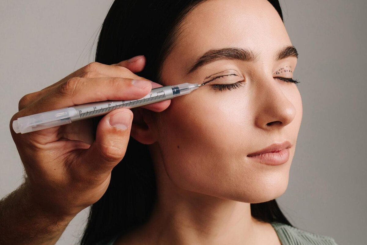    Каждому свойственно желание выглядеть лучше. shutterstock.com