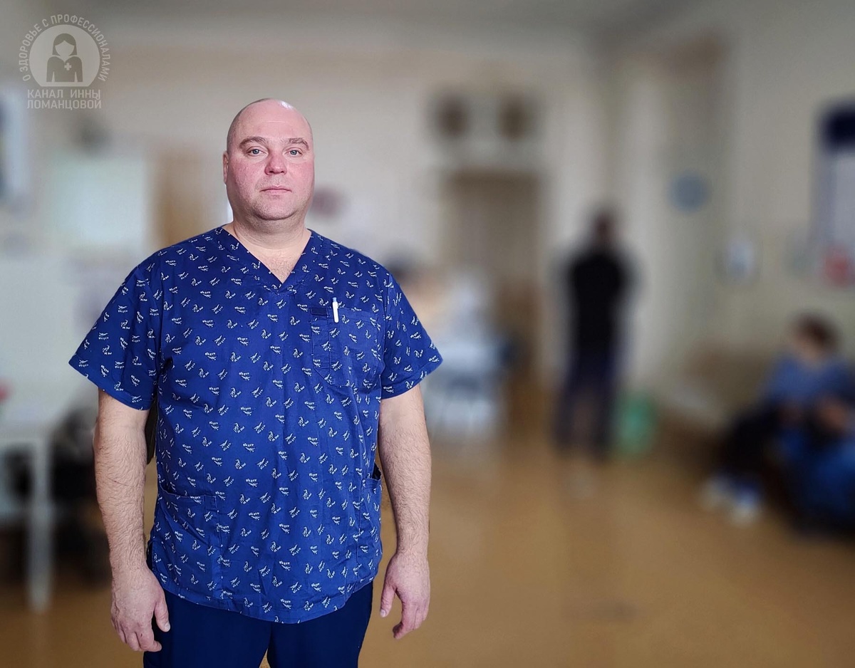 "В мочевом пузыре содержится огромное количество рецепторов к половым гормонам. В постменопаузе эстрогенов не хватает. Нарушаются взаимосвязи и мочевой пузырь начинает сокращаться чаще. Более произвольно. Что и создаёт картину, похожую на цистит", - врач-уролог Павел НАГОРНОВ. Фото Инны ЛОМАНЦОВОЙ.