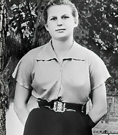 Валентина Терешкова в молодости. 