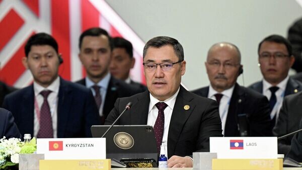    © Пресс-служба президента КР / Султан Досалиев