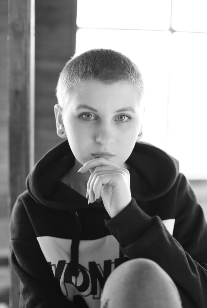 Мои первые моменты, когда я сняла парик