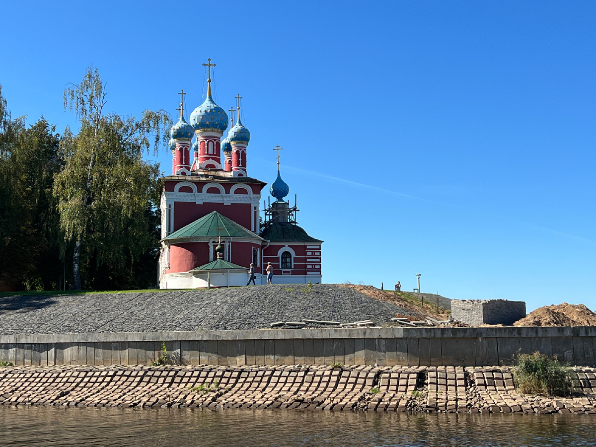 Углич встречает 