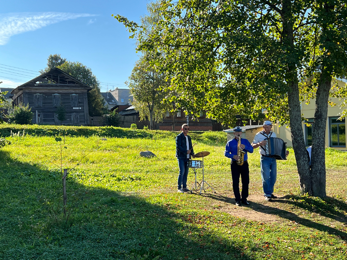 Песни с самого утра