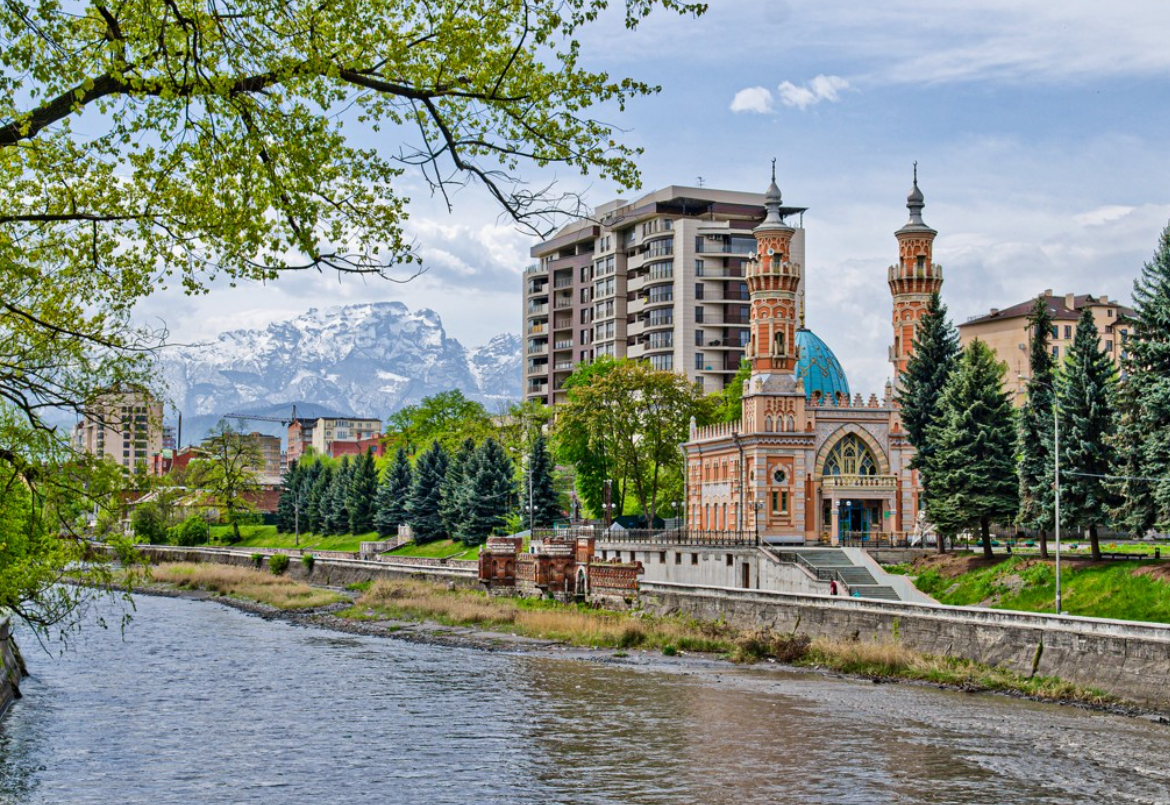 Обширный тур по Кавказу за 7 дней.