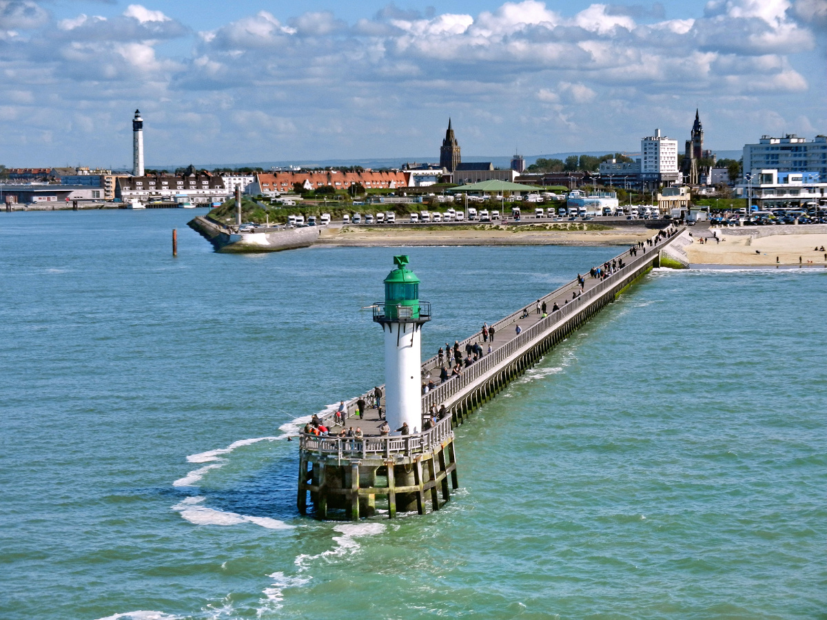 Кале. Иллюстрация с сайта https://fr.wikipedia.org/wiki/Fichier:Calais_-_panoramio_(9).jpg