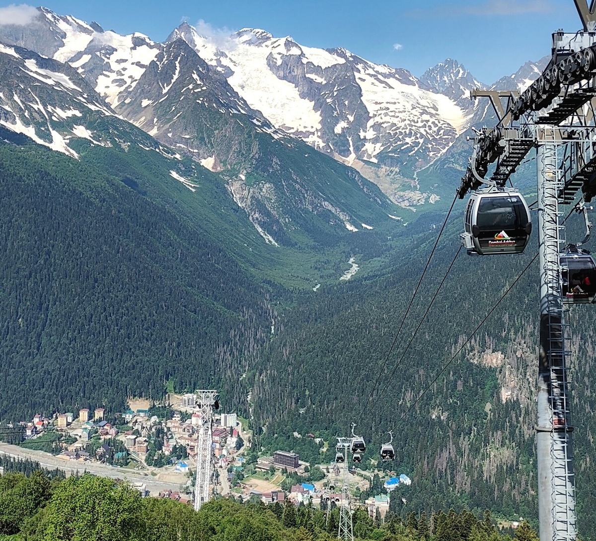 Канатная дорога в Домбае