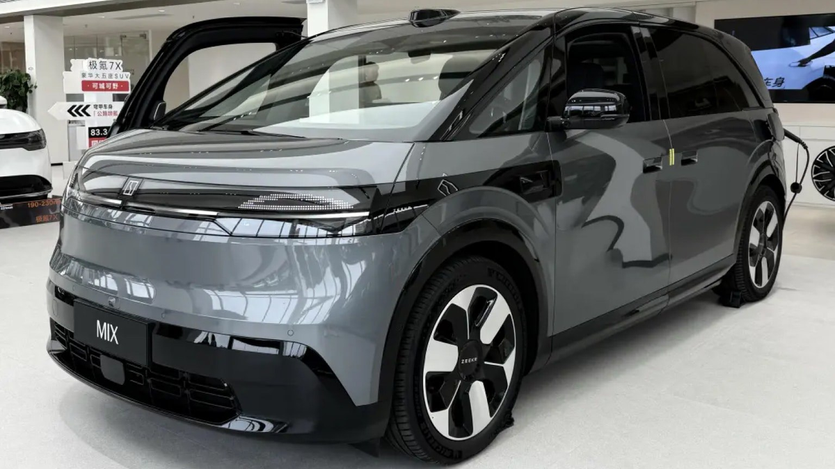 Экстерьер Zeekr Mix