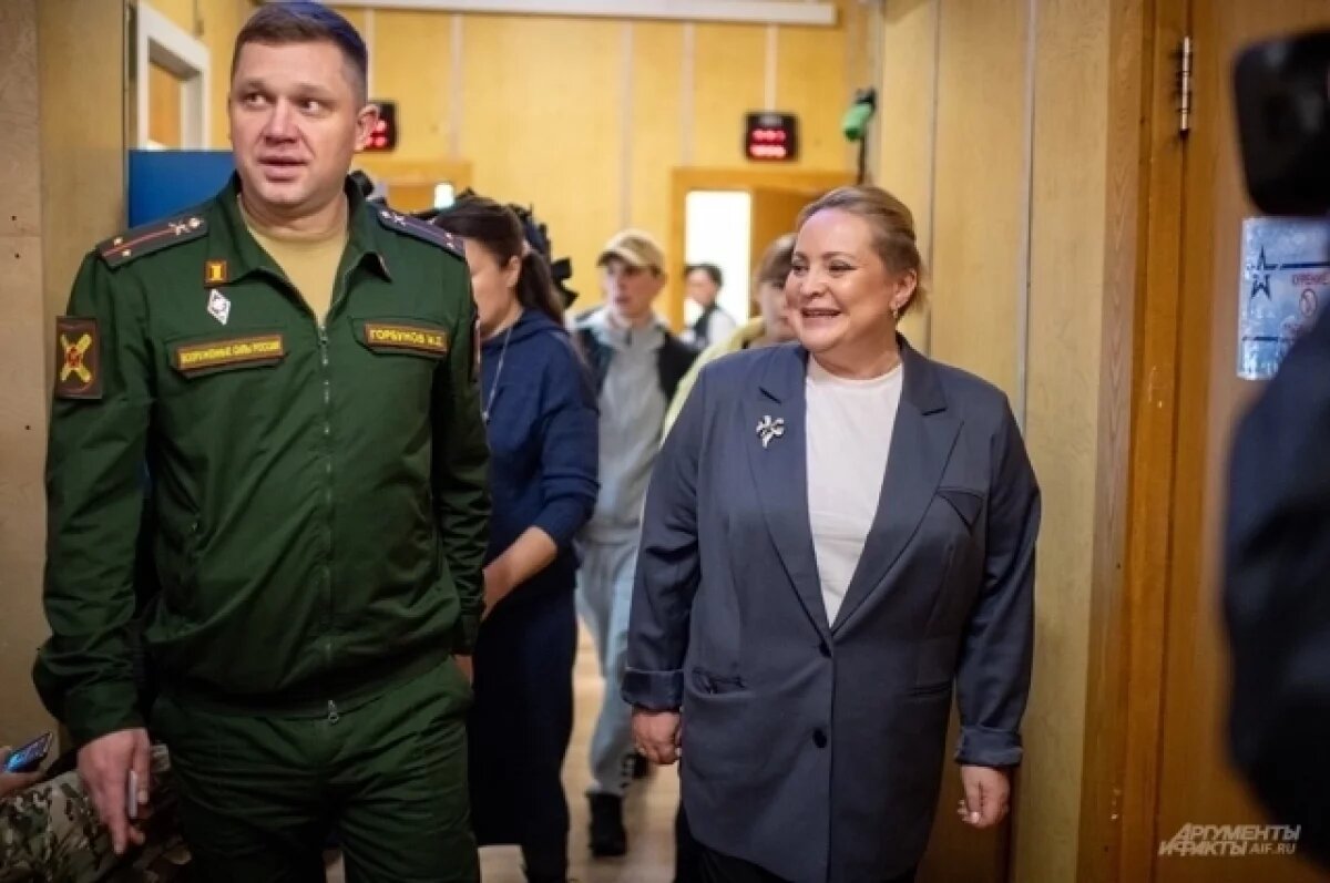    Актриса театра и кино Светлана Пермякова.