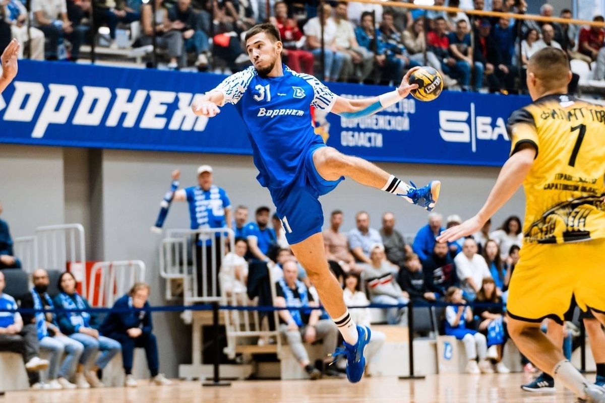    Следственный комитет пообещал провести проверку по поводу информации об отсутствии выплат игрокам и тренерам гандбольного клуб «Воронеж» взято из соцсетей клуба