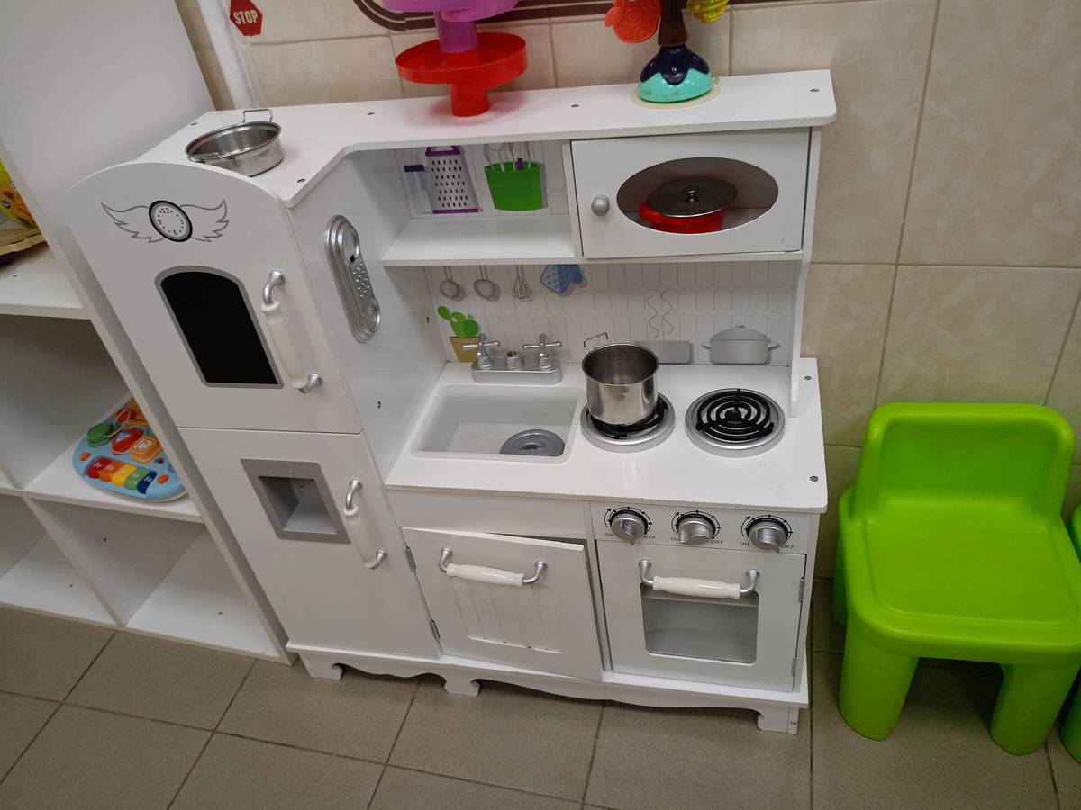 Детская зона в нашей детской поликлинике. 